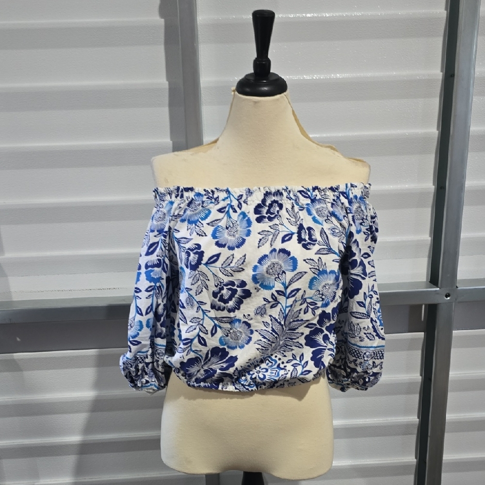 Rachel‎ Zoe Blue Floral Off-Shoulder Cropped  Blouse Size Medium
